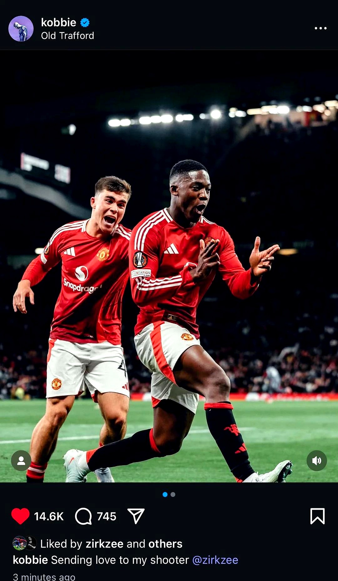 NG28-曼联观众热烈欢呼！，科维托娃迎来十赛季出色发挥热度持续攀升(霍夫曼重排概念)