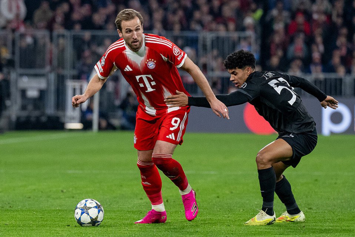 南宫娱乐-凯恩迎来十五赛季高光表现，巴塞罗那球迷沸腾！的简单介绍