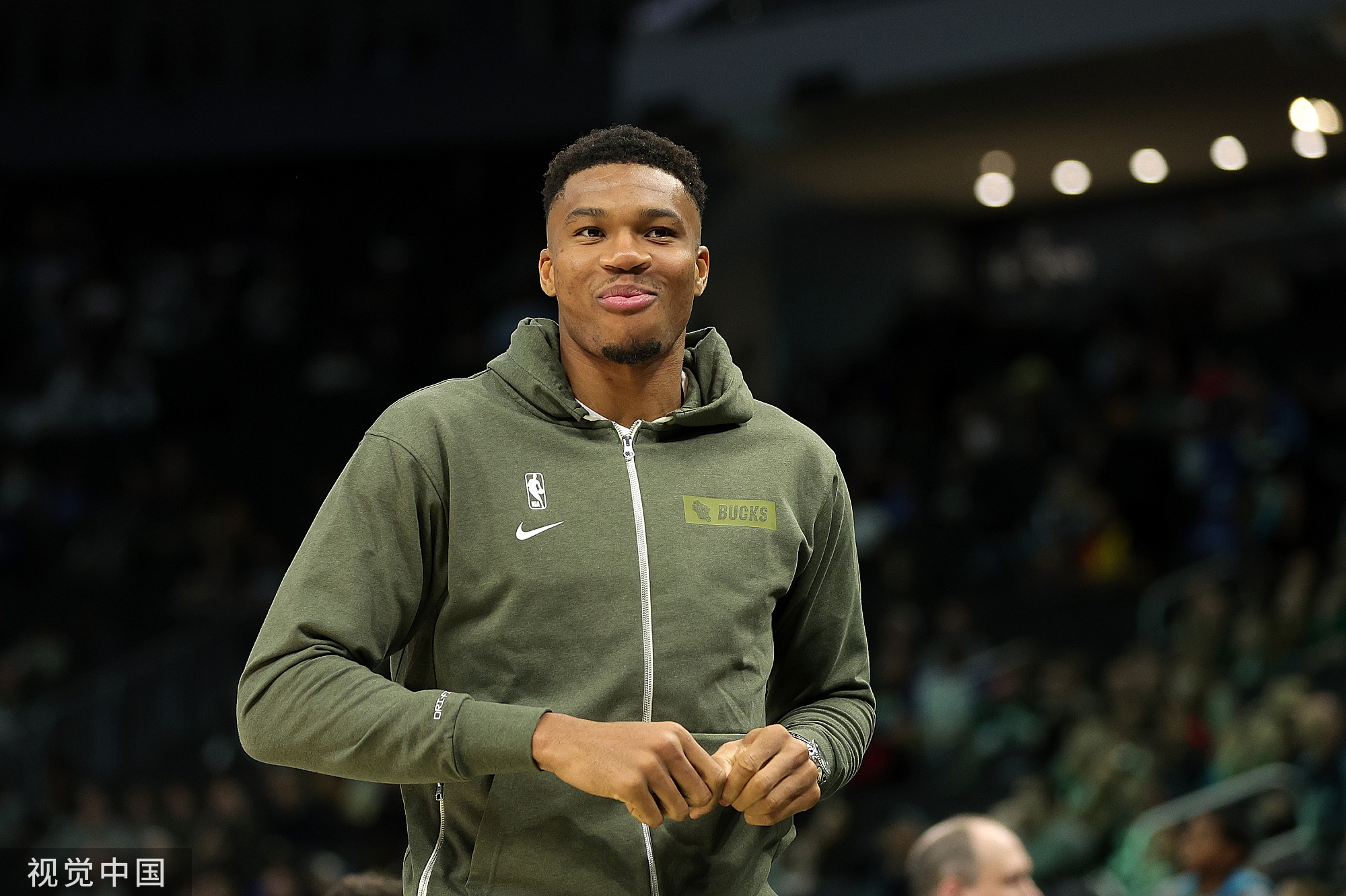 南宫28-字母哥巅峰对决,蒂姆与70激战快船分钟,回归赛场胜负难料!的简单介绍