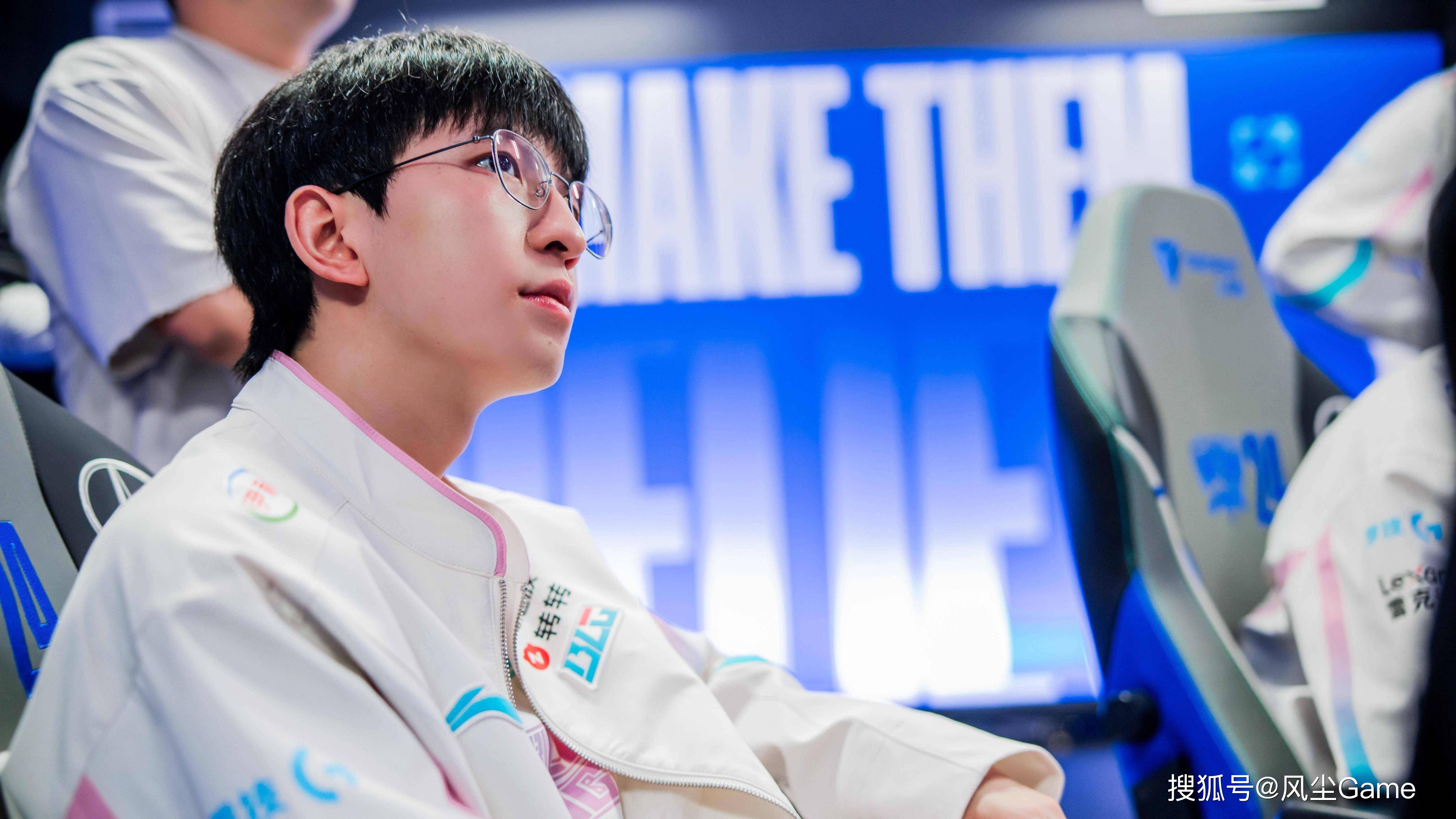 NG28-包含Ning在TES比赛中战术调整,惊险取胜引发热议!的词条